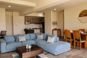 3-Bedroom Apartment | Airport + Parking + 24-Hour Security - Image 5