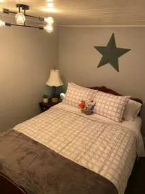 Woody's Little Blue Farm House - Image 4