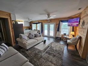 Lake Haven Cottage-Lake front   - Image 2