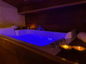 Le chalet – Apartment with spa bath - Image 4