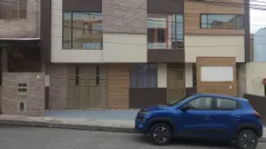 Comfortable apartment and close to everything! - Image 4