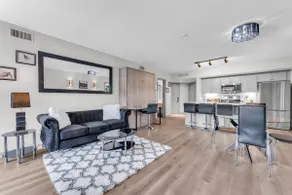 Lux 4bd 2bath 1400 sqft Condo - Image 3