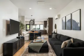 Luxury Stay in Downtown Denver | Hot Tub + Sauna - Image 3