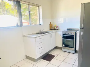 Large 2-br apartment, walking to CBD & Suncorp Std - Image 3
