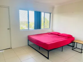 Large 2-br apartment, walking to CBD & Suncorp Std - Image 5