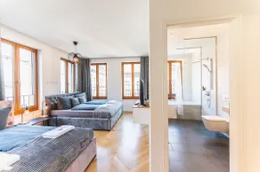 120 sqm apartment at Neumarkt – central & elegant - Image 2