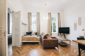 Dresden Neustadt – 75 sqm City Apartment - Image 5