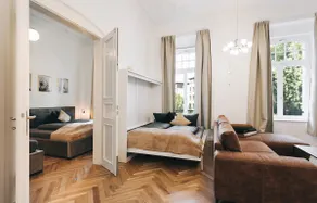 Dresden Neustadt – 75 sqm City Apartment - Image 3