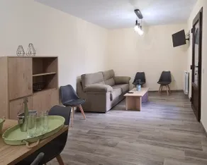 Enrique's Apartments, El Olivo Apartment - Image 2