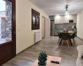 Enrique's Apartments, El Olivo Apartment - Image 4
