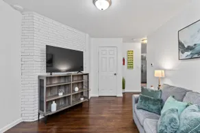 $ Cozy 1BR 1BA Apartment: Near Fort Gregg-Adams $ - Image 2