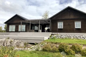 Spacious house, south-facing terrace. - Image 5