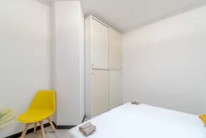 Chiavari Comfortable Flat with balcony & parking - Image 3