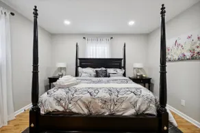 Tranquil Base: Charlotte Haven - Image 5