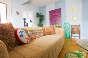 2BR Sunny Upper in Prime Bay View - w/ Parking - Image 3