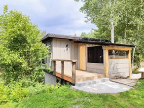 The Hydro House Cabin - Image 2