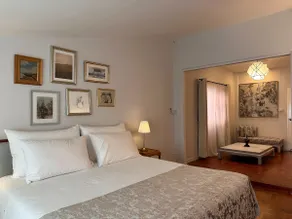 The Inside House - Image 3