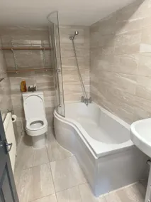 BEST PRICE! 1 Bedroom Historic Gem - Image 4