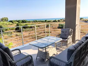 Luxurious summer house with magnificent views - Image 2