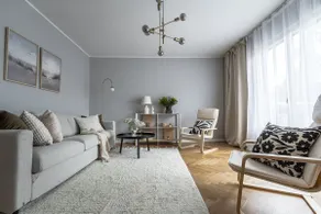 Charming home in up-and-coming suburb - Image 3