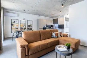 Luxury 2BR Apt, with Panoramic Sea Views - Image 3