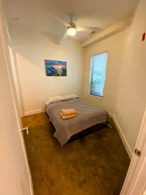 Modern Spacious 2BR/2BA in Downtown Champaign - Image 3