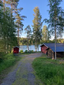 Atmospheric cottage by the lake - Image 5