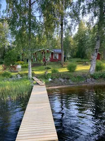 Atmospheric cottage by the lake - Image 3