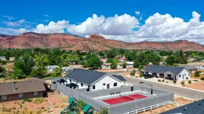 Pickleball Paradise 1 w/Hot Tub - Image 4