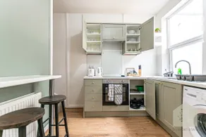 Cosy 3 Bedroom house in Wigan - Image 4