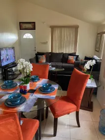 Royal Urban Oasis. Secured Gated Community. - Image 5