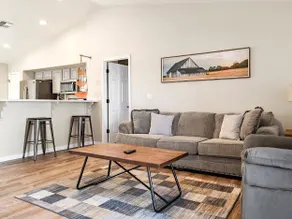 3BR Home Near River, Fire Pit & Parking - Image 3