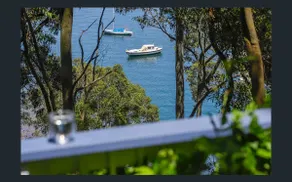 Treetop Retreat Northern Beaches with Stunning Pittwater Bay Views - Image 2