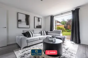 Spacious, Modern Home in MK – Perfect for Groups! - Image 4
