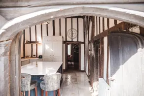Taylour House - Edenbridge, sleeps 10, historic, unique yet modern - Image 5