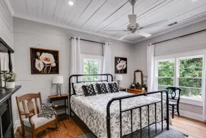 Ella 1862 - Charming home in historic downtown - Image 4