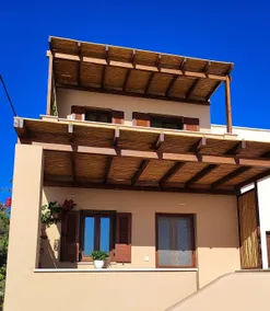 Kallistis Beach House - Image 2