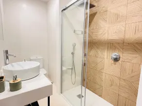 New apartment, magnificent and central, close to the sea. - Image 5