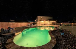 Spacious 5BR *River Float *Pool *Fire Pit * - Image 2