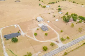 Varlay Farmhouse - Image 3
