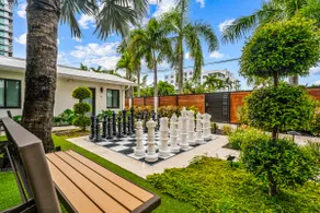 One Bedroom King Suite in a Tropical Retreat • FTL - Image 5