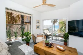 Prime Location 2BR Beach Flat - Image 2