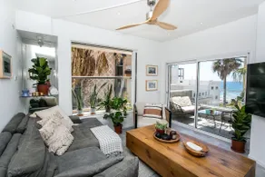 Prime Location 2BR Beach Flat - Image 3