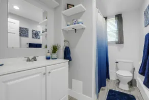 Huckleberry House - Image 4