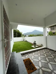 Serene home with a magnificent view of Arunachala - Image 2