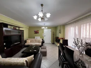 Modern 2BR Apartment Private Parking Sleeps 6 - Image 2