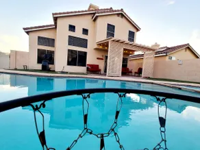 Luxury villa in Las Vegas - Image 2