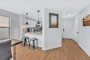 MUST SEE! Large 3-Bedroom Home in DT Gilbert - Image 5