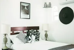 Gorgeous Beachfront Villa @ Paradise Point - Image 3