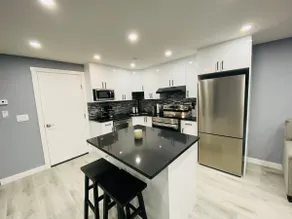Beautiful 2 Bedroom suite ! - Image 5
